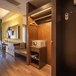 Ξενοδοχείο Ar Golden House Ii 4*