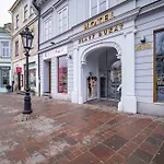 Ξενοδοχείο Ar Golden House Ii 4*