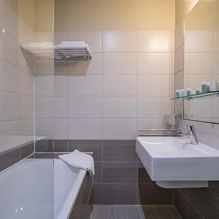 Ar Golden House Ii Ξενοδοχείο 4*