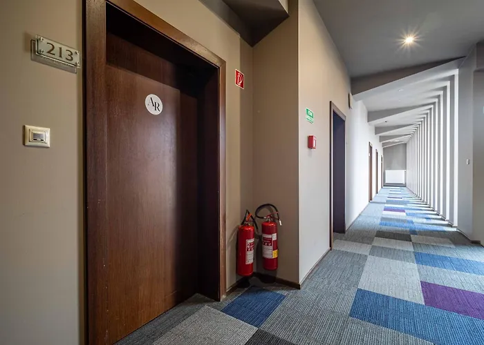 Ar Golden House Ii Hotel