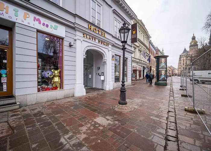 Hotel Ar Golden House Ii 4*